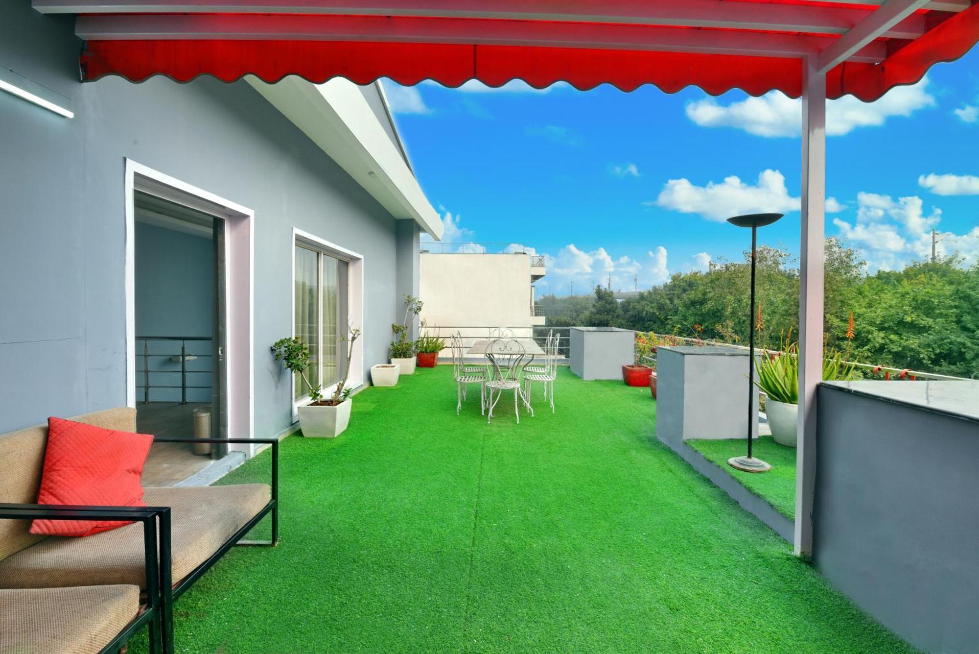 Divine Inn Couple Friendly Hotel Near Sector 51 Metro Station Noida Exterior foto